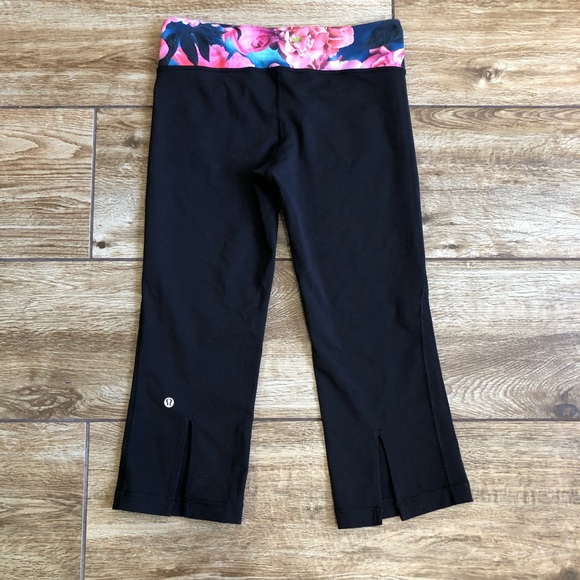 Lululemon Gather And Crow Crop Secret Garden Sz 6 - Picture 4 of 8